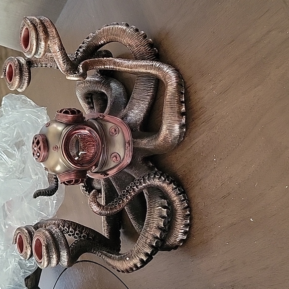 Candelabrum - Picture 2 of 2